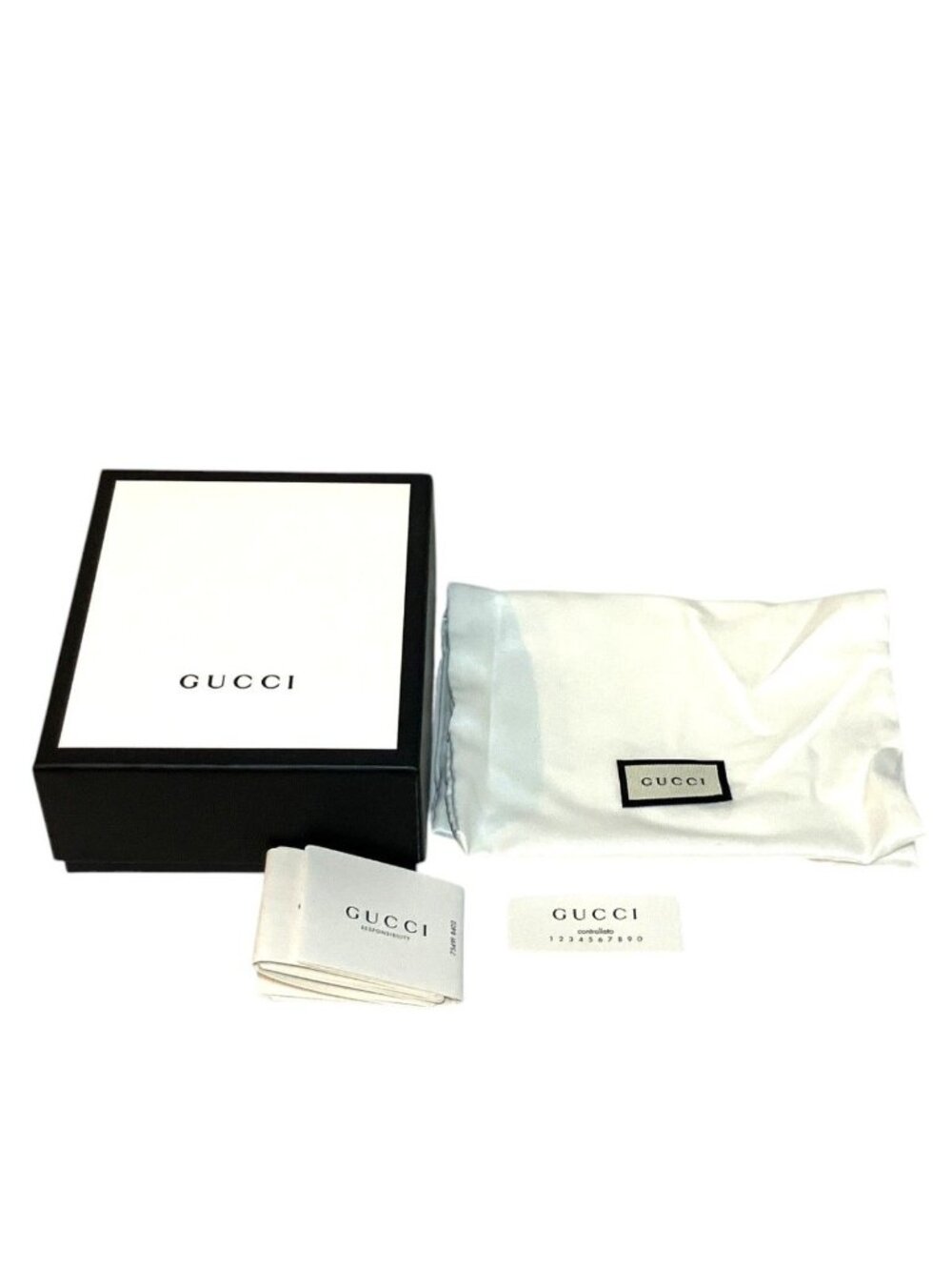 Gucci Strawberry GG Supreme Bifold Wallet Leather - Picture 5 of 9